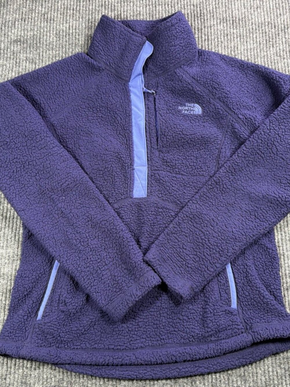 The North Face Women's M Purple Fuzzy Sherpa Fleece 1/4 Snap Pullover